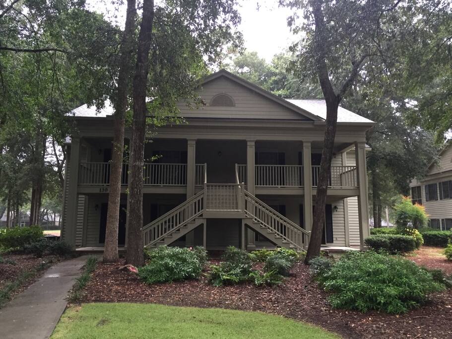 Plantation style front of building