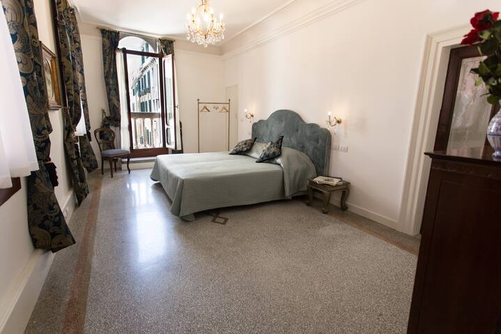 Ca’ Nal -BRAGOZZO- S.Mark – Rialto gallery image 5