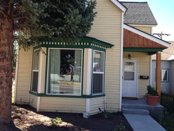 Cute 2 BR Victorian in Historic Downtown Leadville Houses for Rent in