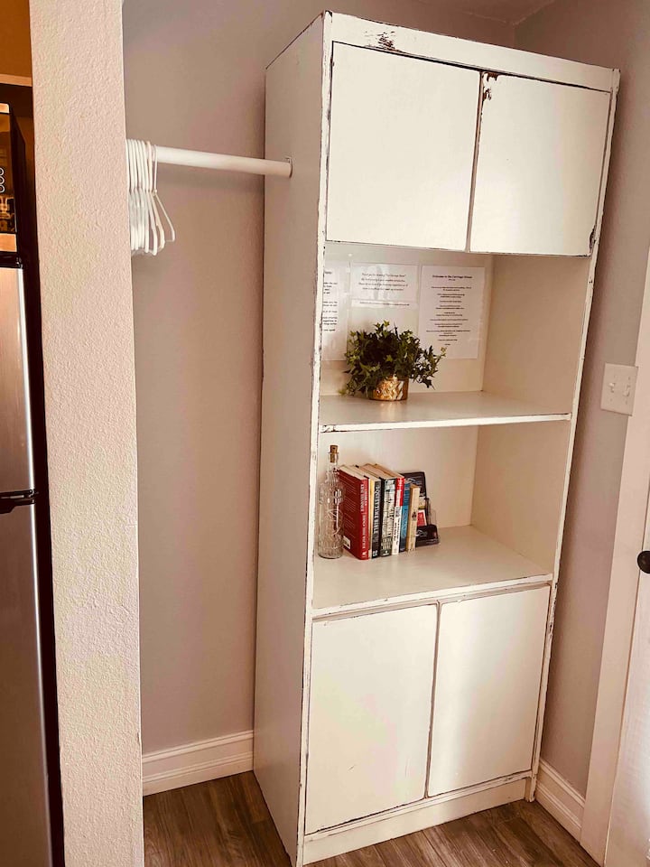 The Carriage House Studio Apartment - Lake Mary, FL