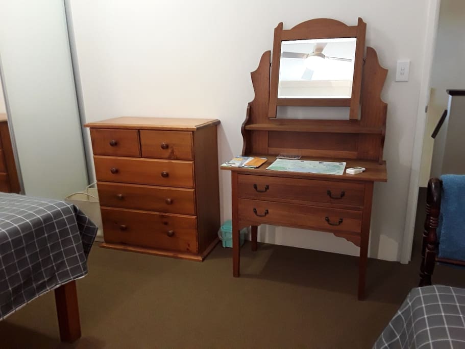 chest of drawers and dressing table