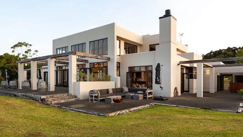 Matakana Estate Lodge