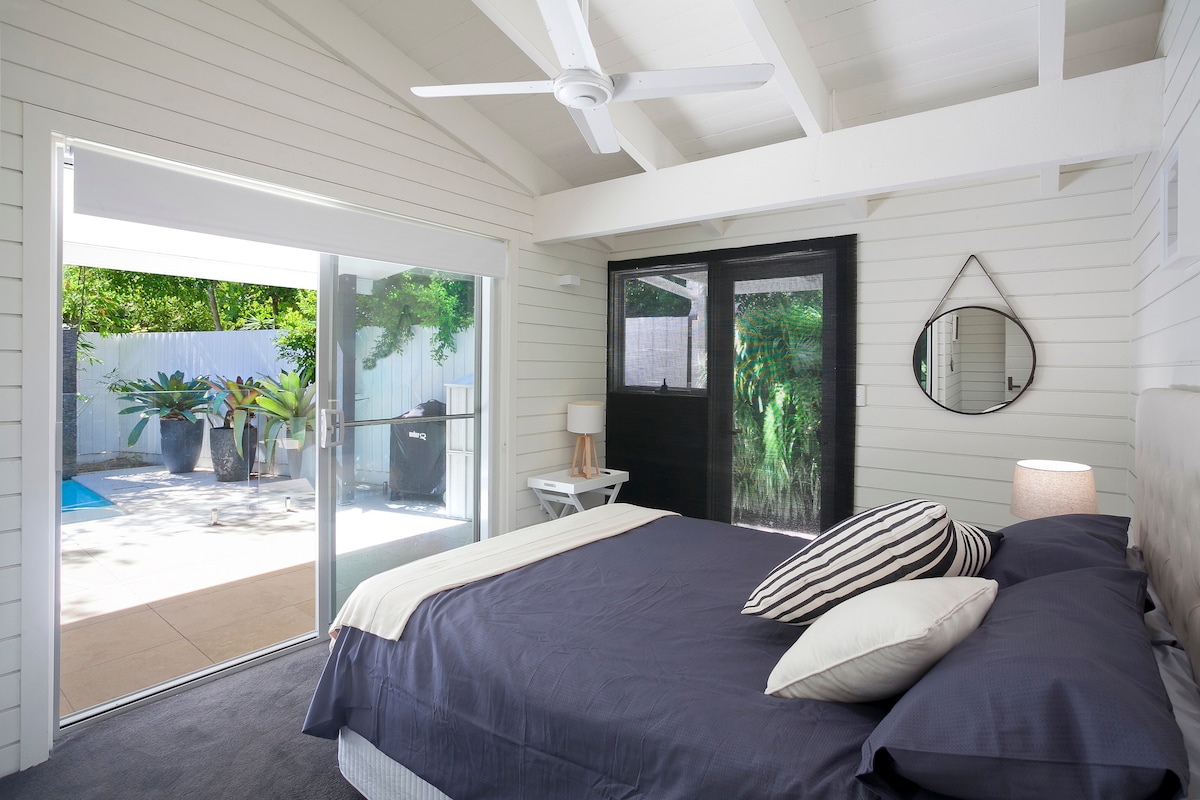 Menšia manželská posteľ