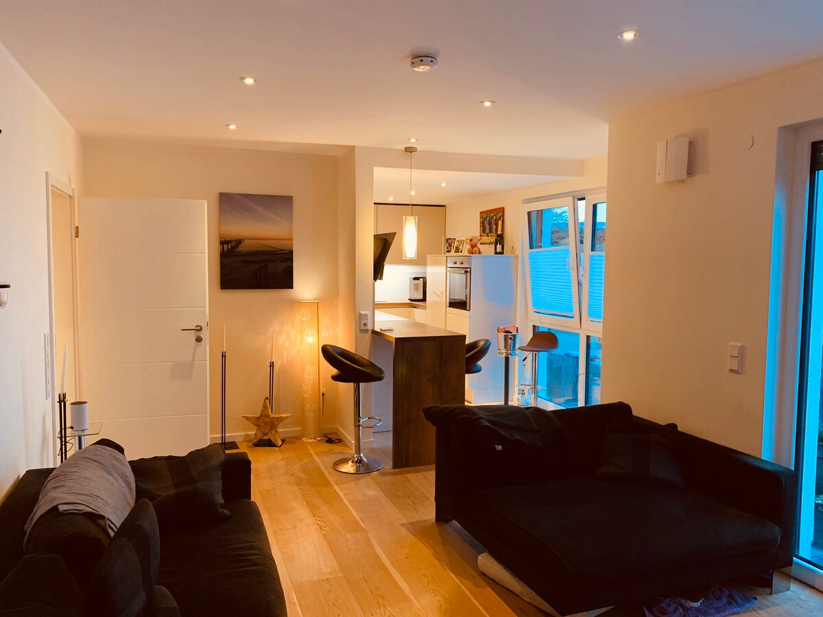 Popular Airbnb listing: Proximity to MHH/INI/TUI and direct trade fair connection in Groß Buchholz