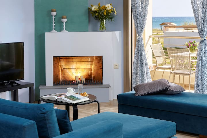 Villa Eva 2 Brandneue Luxusvilla, 50 Meter Vom Meer Entfernt, In Einer Sehr Ruhigen Gegend - Kreta
