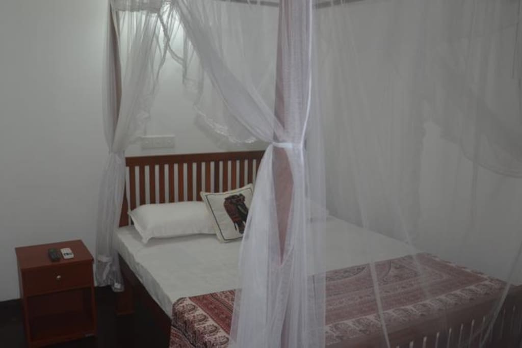 An angle look of the same room.