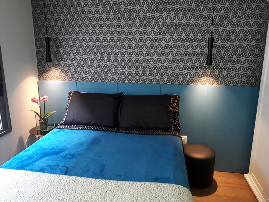 Double bed