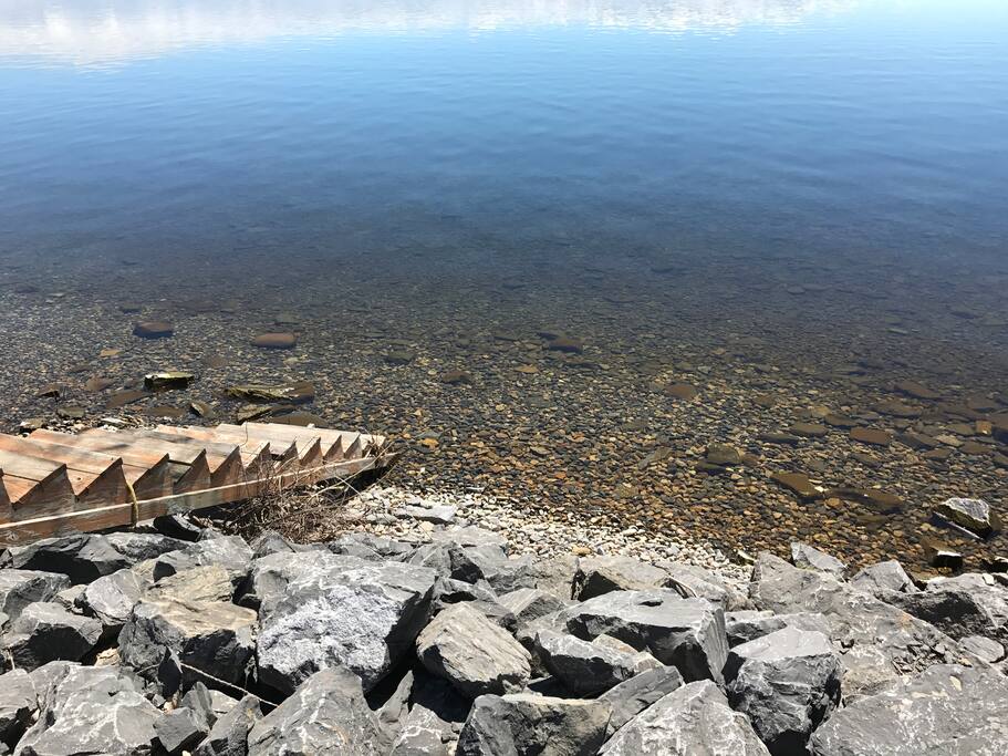 Pebble beach with easy and quick access for boat or kayaks or fishing