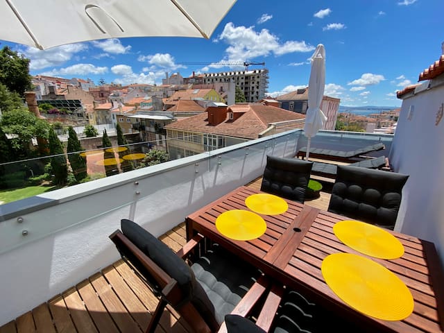 Luxury apartment at Lisbon centre by MyPlaceForYou