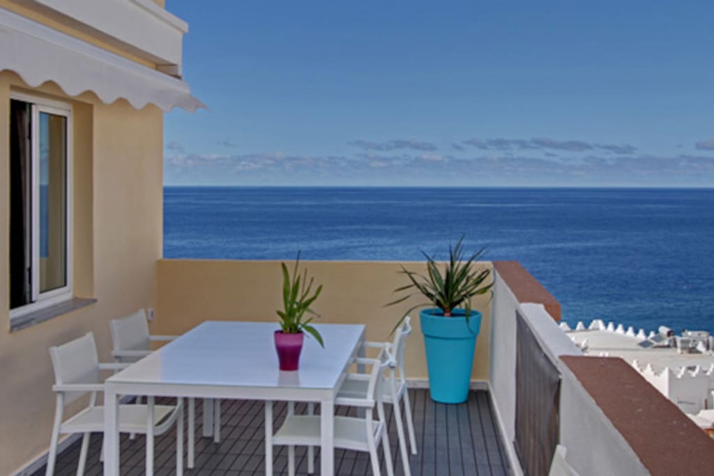 Apartamento Sunset La Palma. Amplia terraza con vistas al océano Atlántico