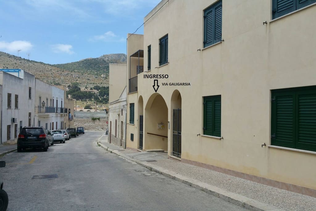 Arco di accesso via Galigarsia