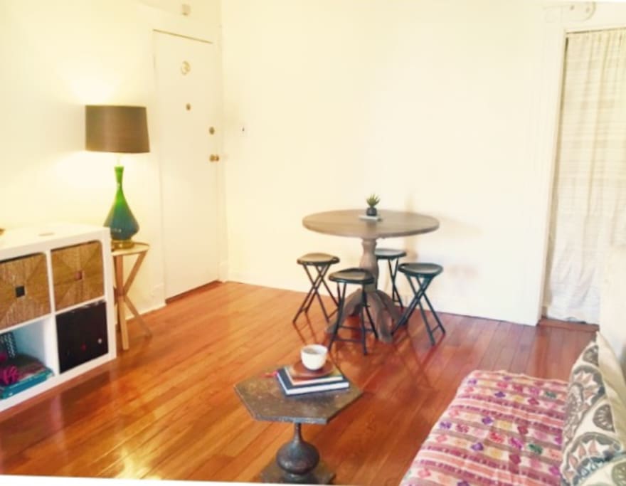 Living room / dining room