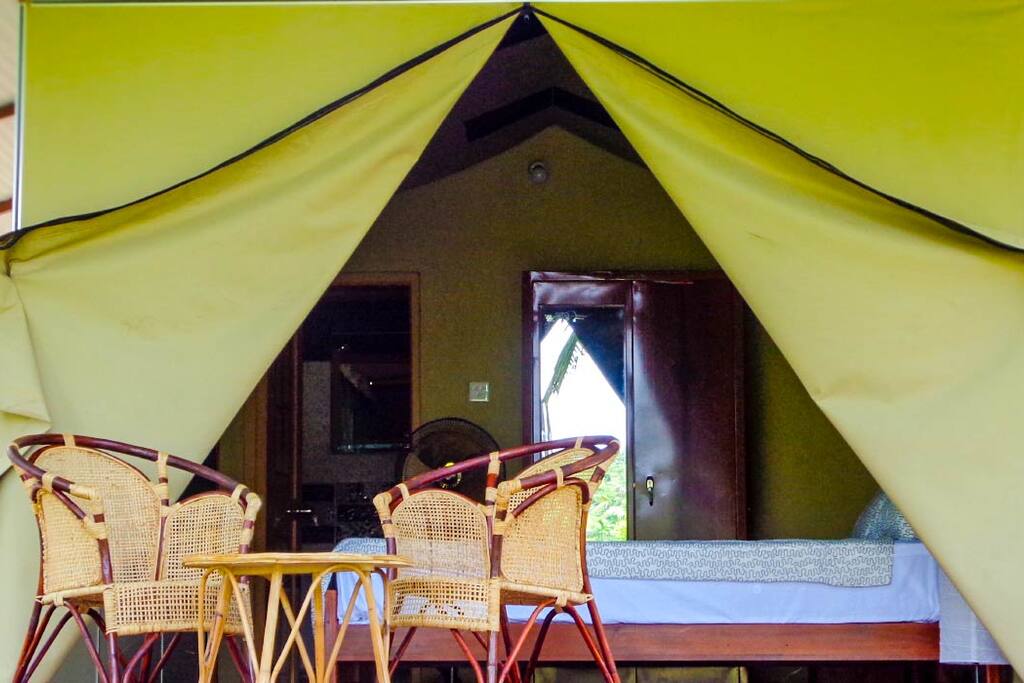 Canvas bungalows