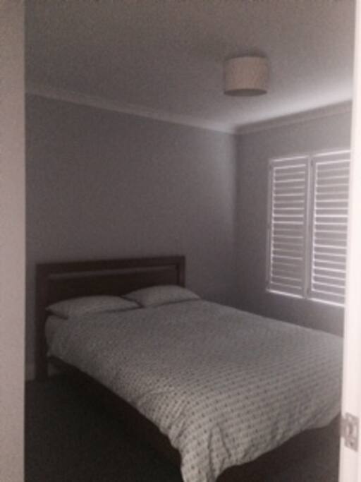 Queen bed