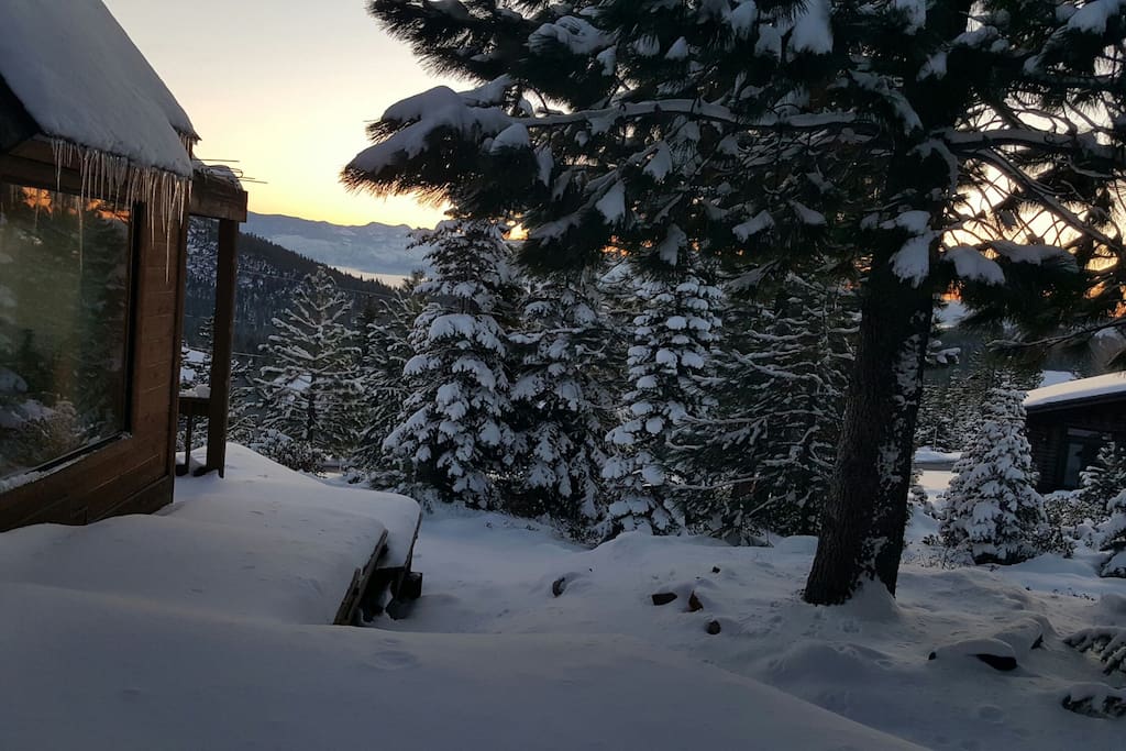 Very light snow (November 2016).
