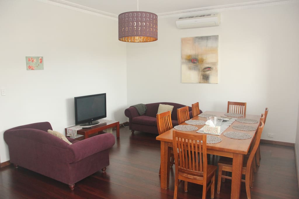 Dining and lounge room