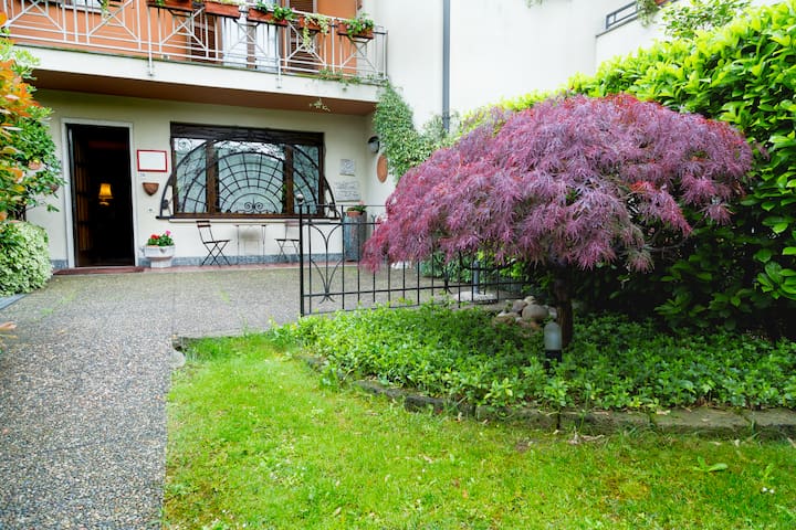 Arese B & B "Casa Di Mela" - Single room "Sofy"