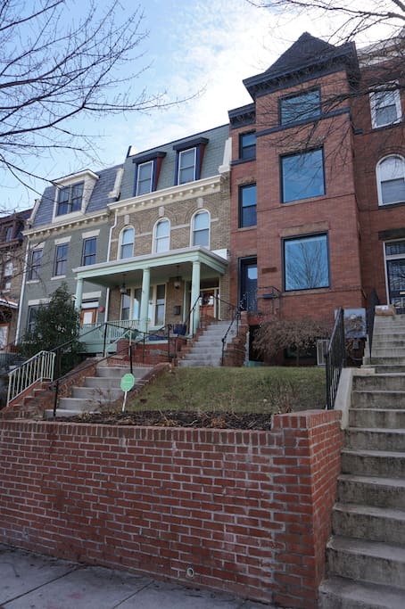 The house is set up one level from the street, providing great privacy