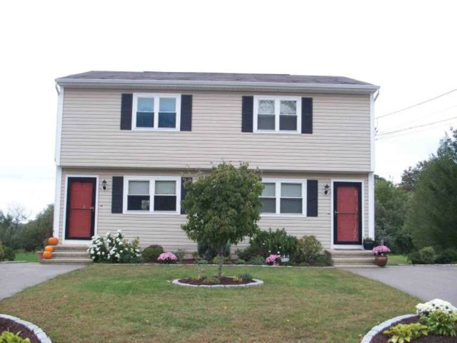 Outside view (listing is on right side)