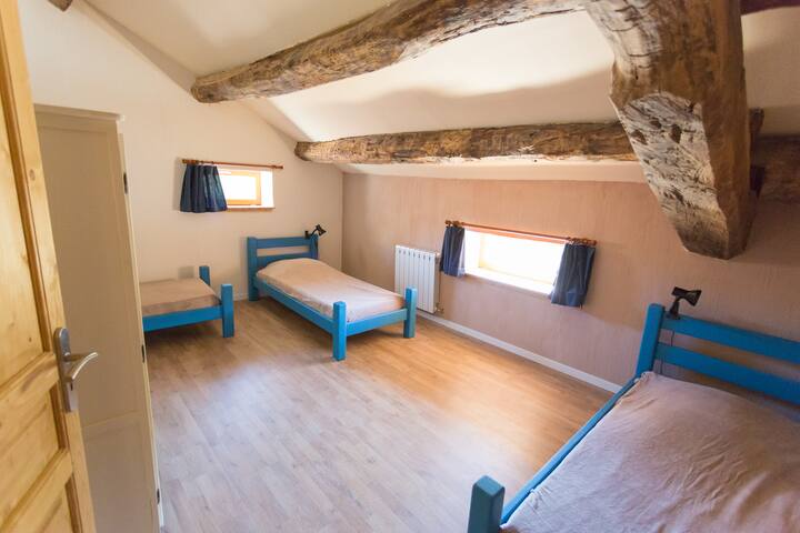 غرفة النوم 1