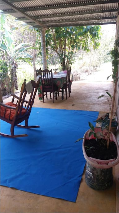 Terraza amplia y espaciosa,para concentrarse relajarse,y mirar lo hermoso de la naturaleza