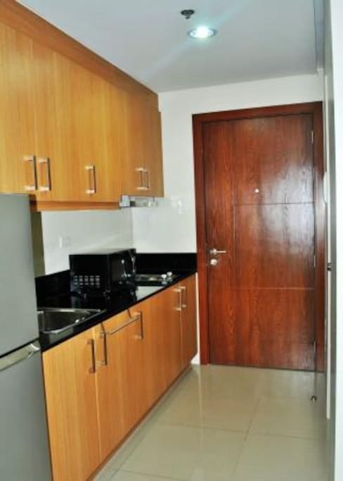 Kitchen /entrance door