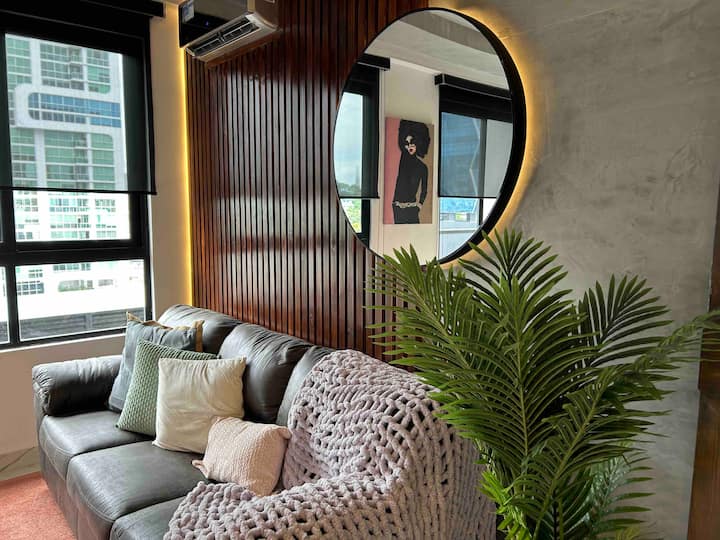 Unique Industrial Style Condo For 2. Downtown - Panama