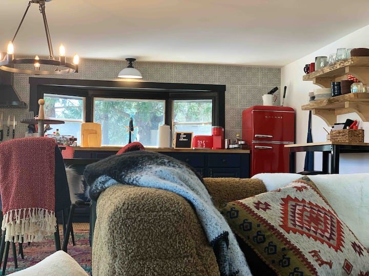 Cowboy Cabin With Hot Tub! - Monticello, NY
