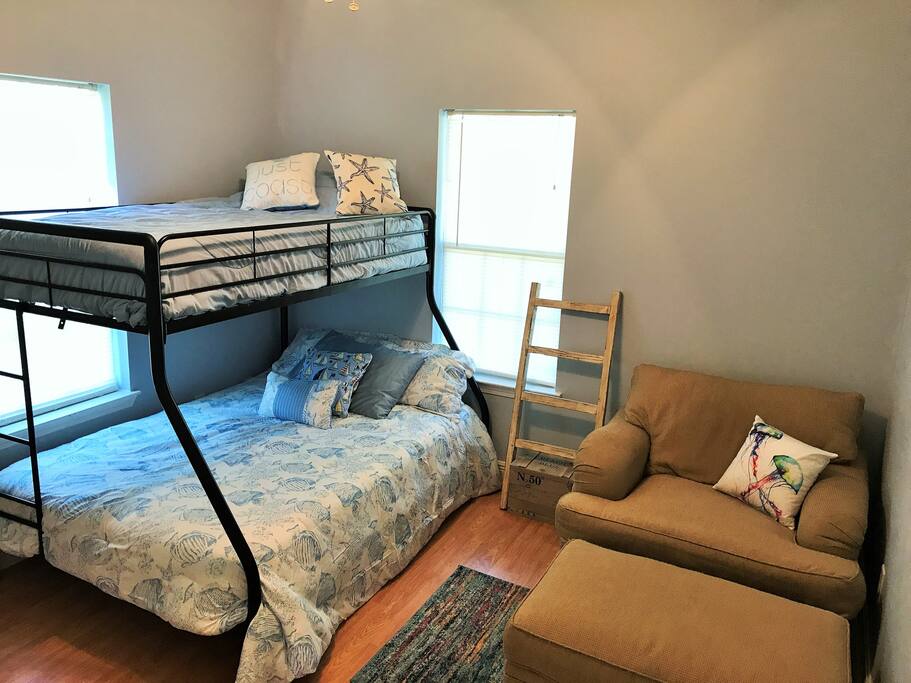 Bunk room