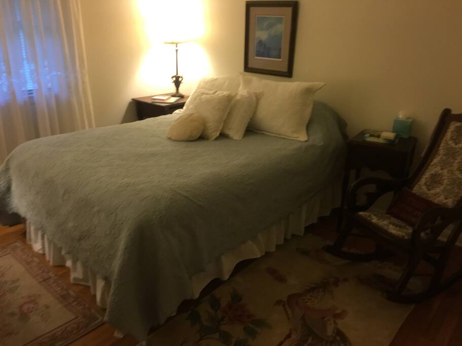 Guest Bedroom #1