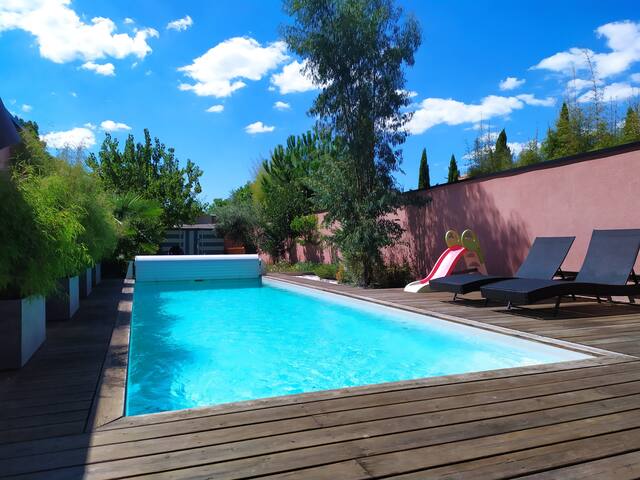 Maison avec piscine chauffée près de Bordeaux