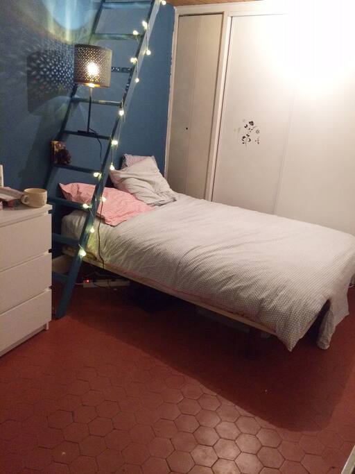 Chambre avec balcon