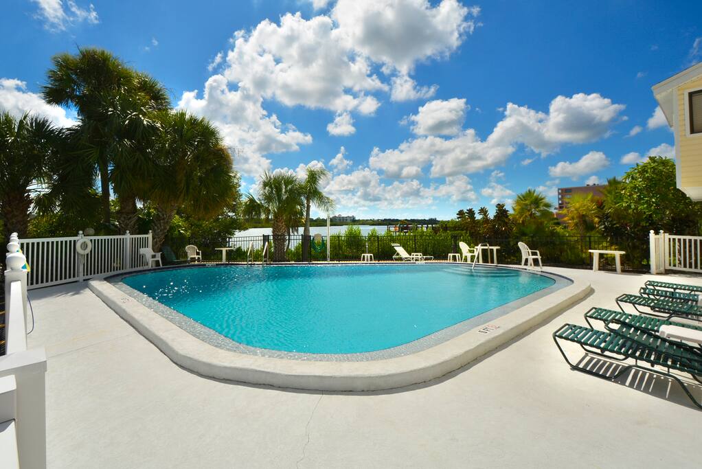 Jacuzzi, Tub, Pool, Resort, Swimming Pool