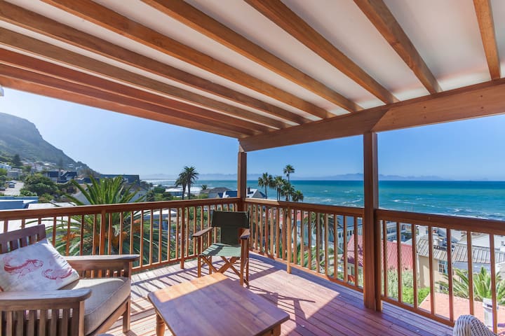 32 Quarterdeck Road (A) Kalk Bay