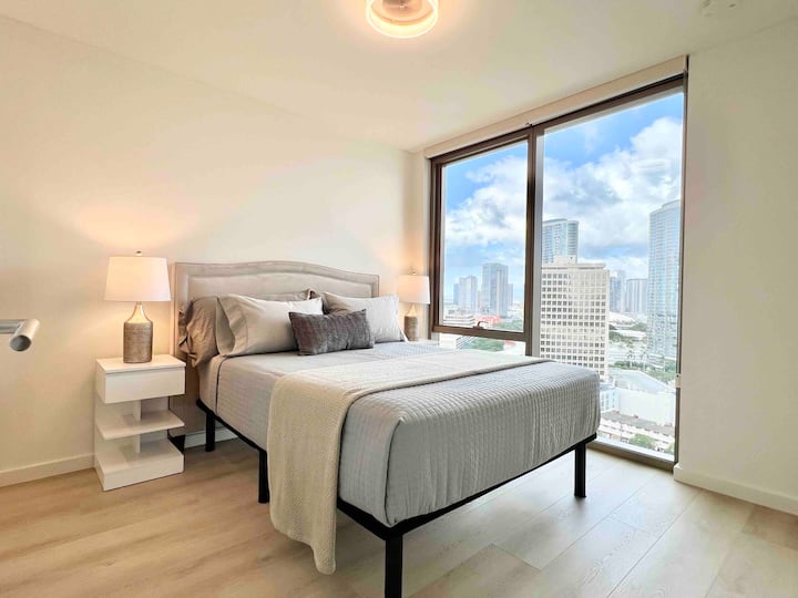 Dhoma e dytë e gjumit, 1 krevat dopio "Queen"