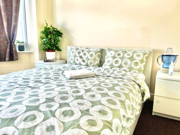 Chigwell Vacation Rentals & Homes England, United Kingdom Airbnb