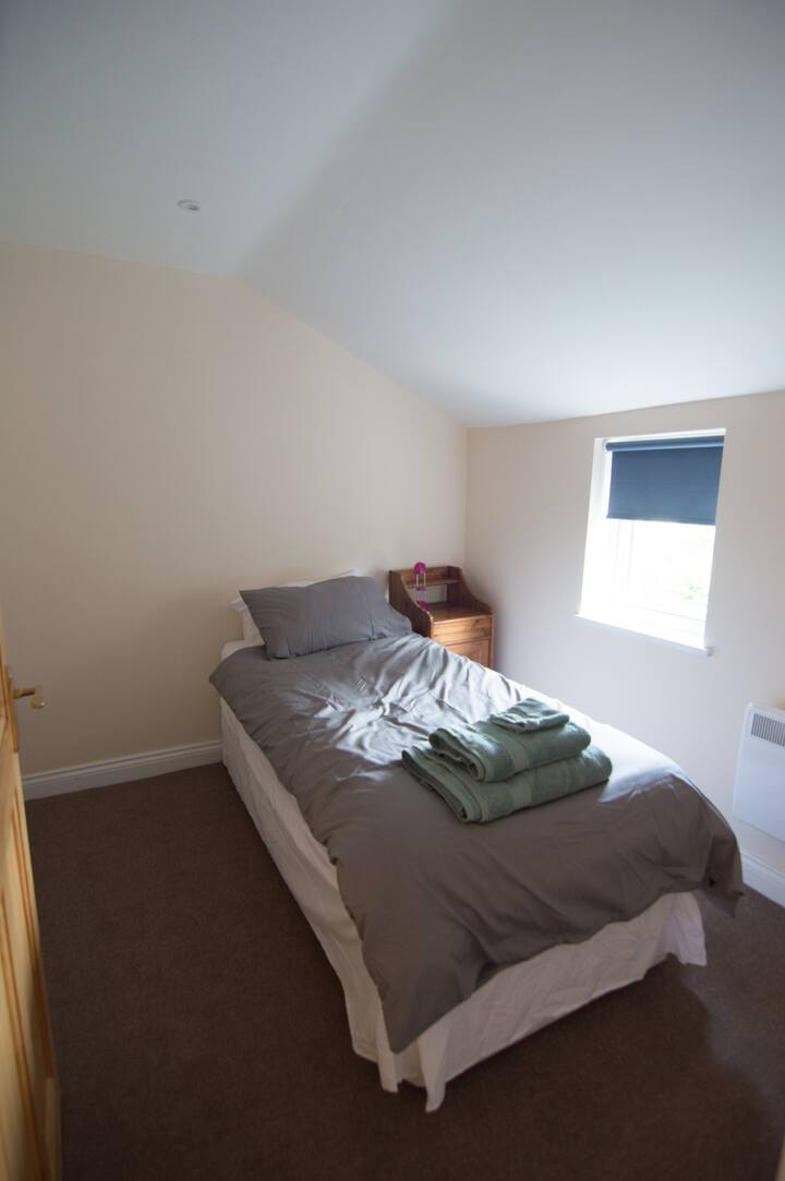 Single bedroom 
