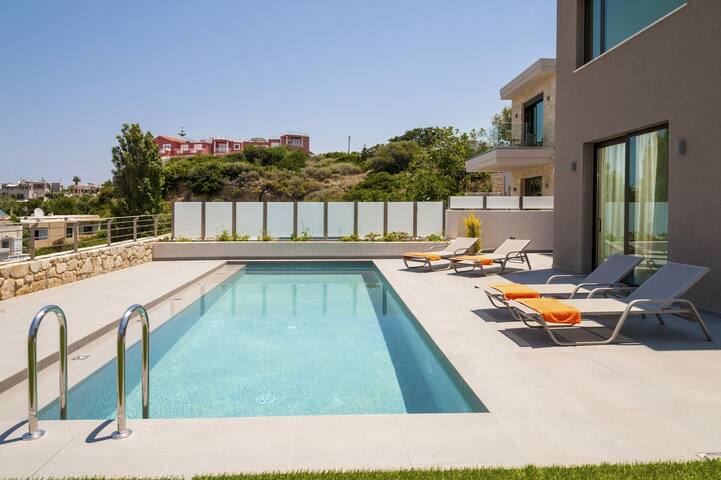 ELAND DREAM VILLAS VILLA AVGI gallery image 2