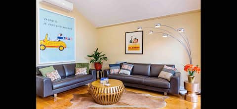 Top performing Airbnb: Period Cottage in St Kilda in St Kilda