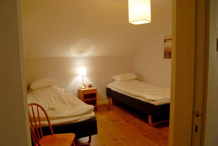 Schlafzimmer 2