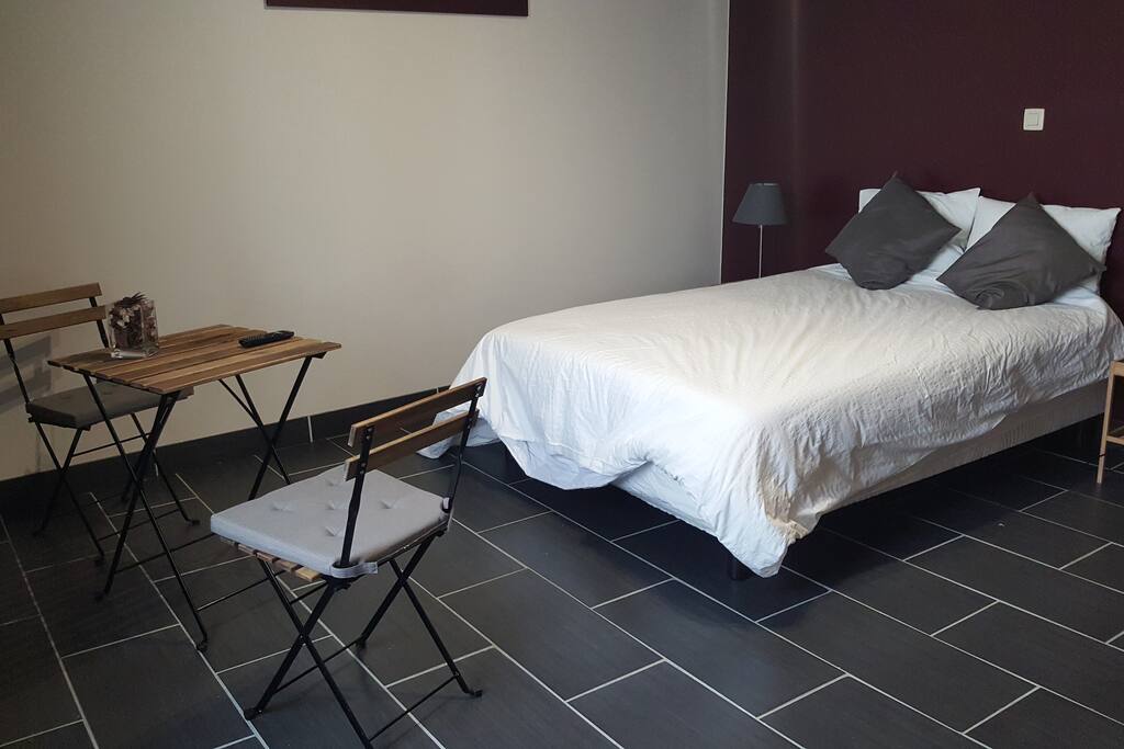 Chambre double salle de bain privative