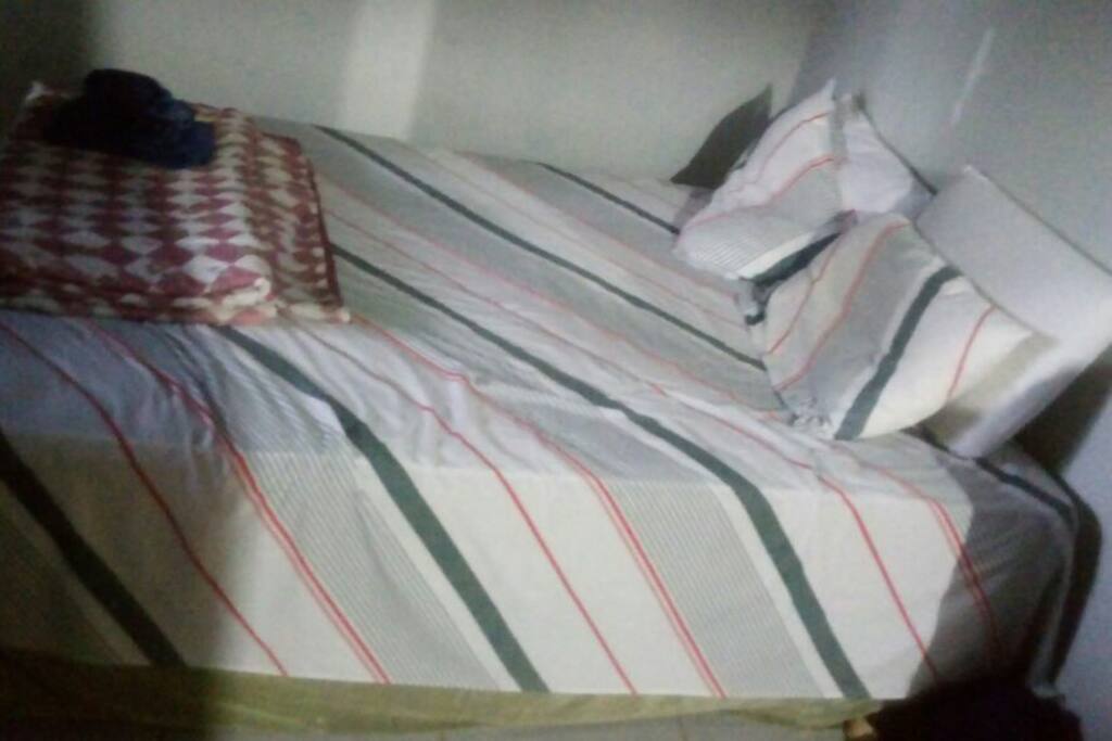 Suíte 1 cama de casal King