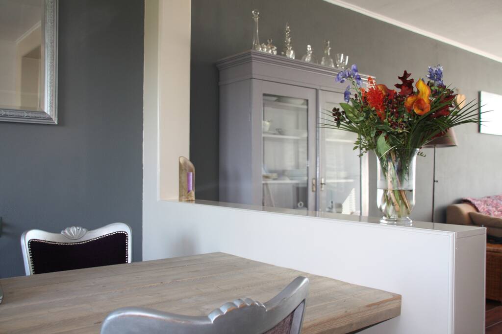 eetkamer voor 6 personen