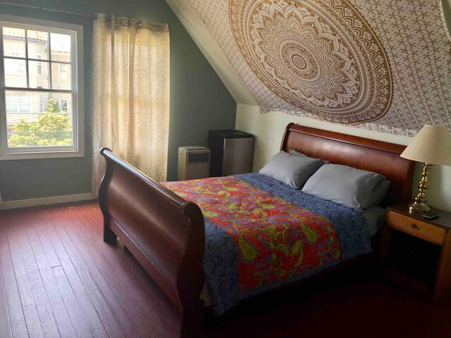 Private Room Next to GG Park