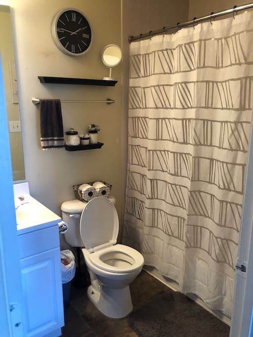 Main bathroom