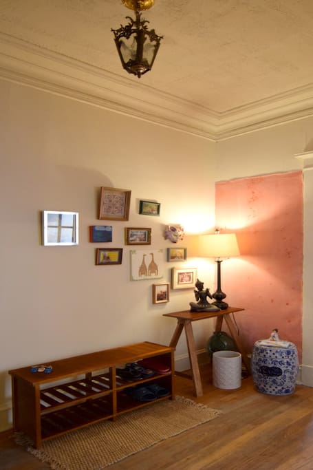 Relaxing ambience for a quiet stay