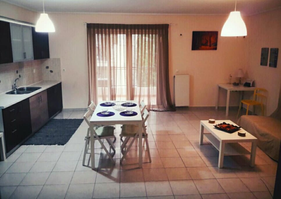 Cozy-new constructed rooms in Athens heart