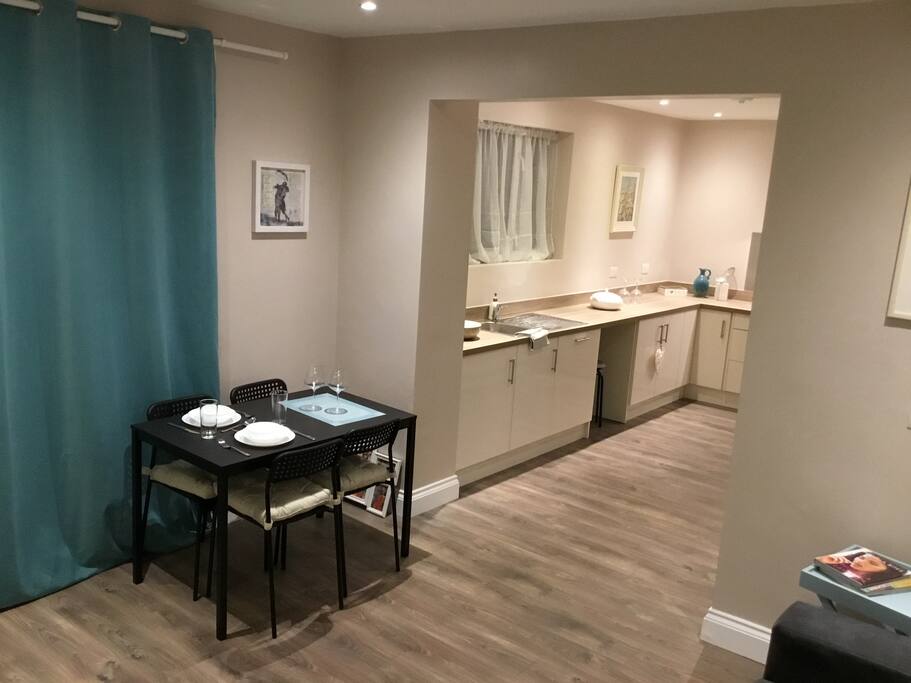 Kitchen/Dining