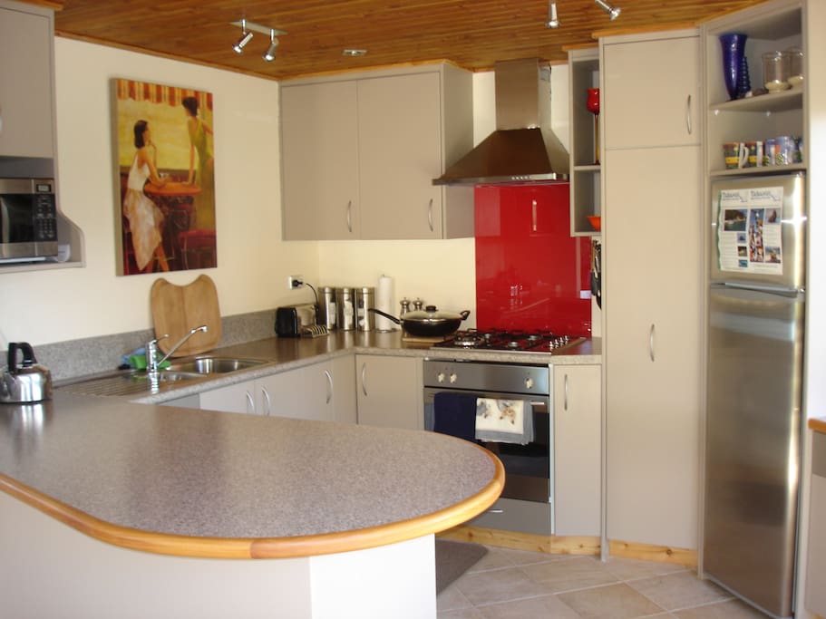 Great well equiped open plan kitchen
