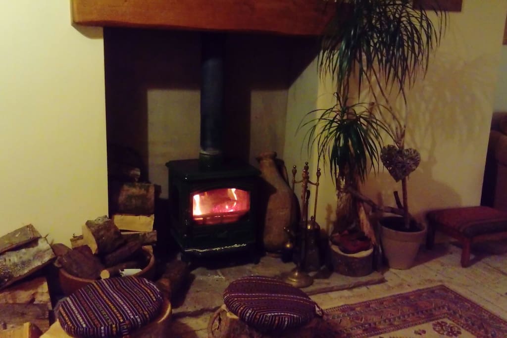 Cosy front room.